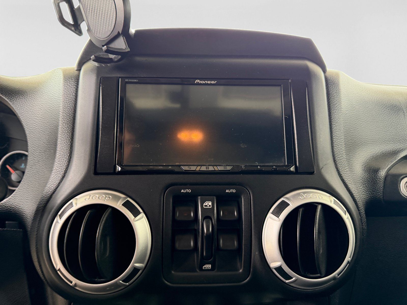 Used 2012 Jeep Wrangler Unlimited Rubicon AWD/4WD image 20
