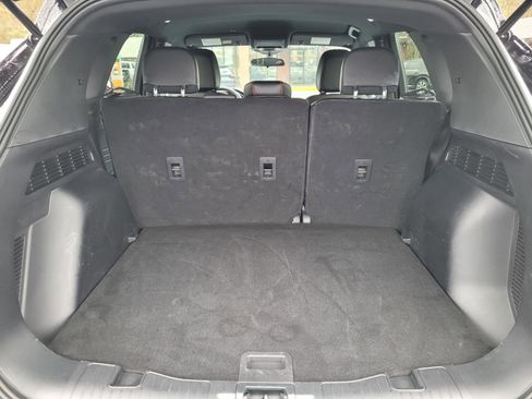 Used 2025 Ford Escape ST-Line image 17
