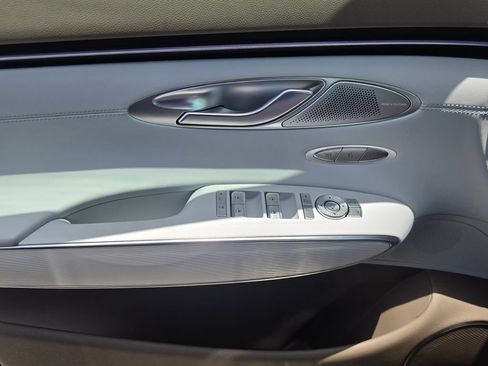 New 2026 Genesis GV70 2.5T Advanced AWD/4WD image 14