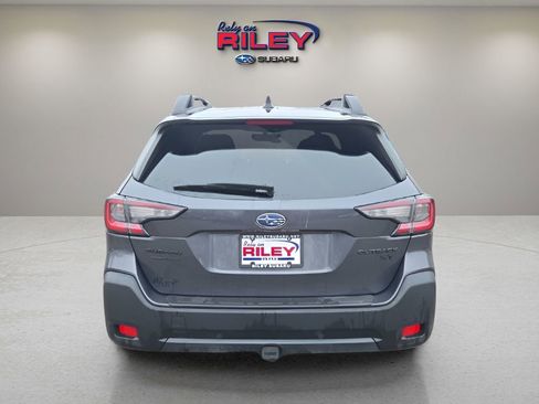 Certified 2024 Subaru Outback Onyx Edition XT image 4