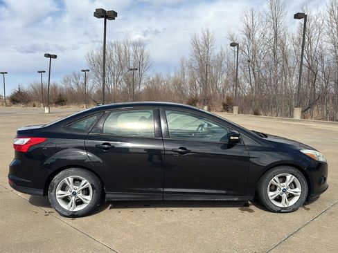 Used 2014 Ford Focus SE image 6