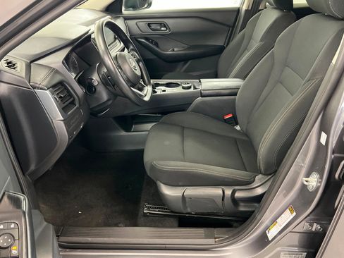 Used 2024 Nissan Rogue S AWD/4WD image 18