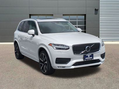 Used 2021 Volvo XC90 T6 Momentum