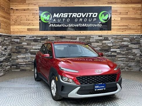 Used 2022 Hyundai Kona SE AWD/4WD image 2