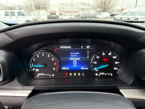 Used 2023 Ford Explorer XLT w/ Equipment Group 202A image 16