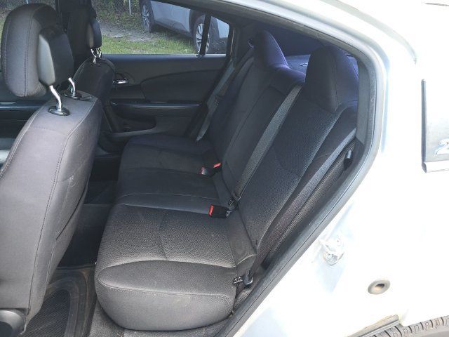 Used 2012 Chrysler 200 Touring FWD image 28