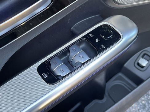 New 2026 Mercedes-Benz GLC 300 4MATIC image 13