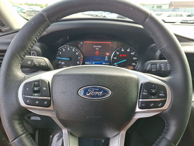 Certified 2023 Ford Explorer XLT AWD/4WD image 18