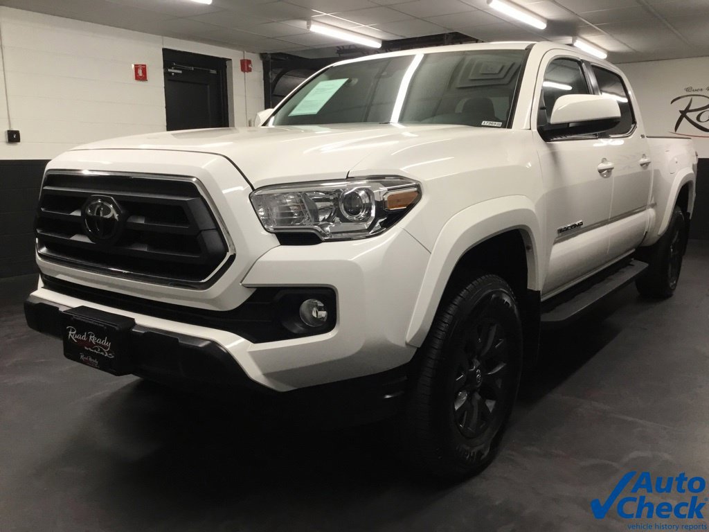 Used 2021 Toyota Tacoma SR5 AWD/4WD image 5