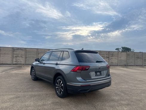 Used 2022 Volkswagen Tiguan S FWD image 16