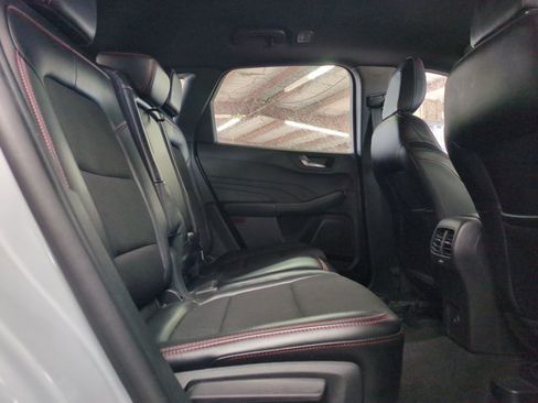 Used 2025 Ford Escape ST-Line Select AWD/4WD image 15