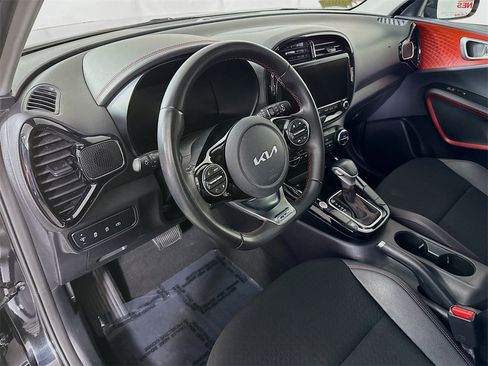 Used 2023 Kia Soul GT-Line image 18