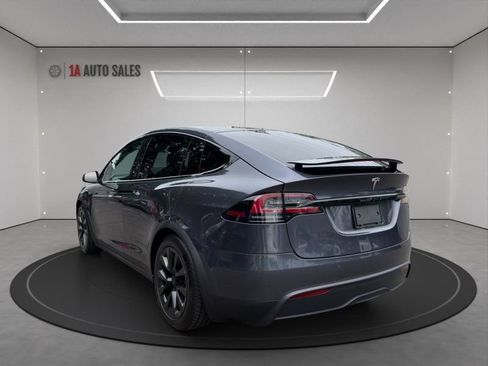 Used 2023 Tesla Model X AWD/4WD image 3