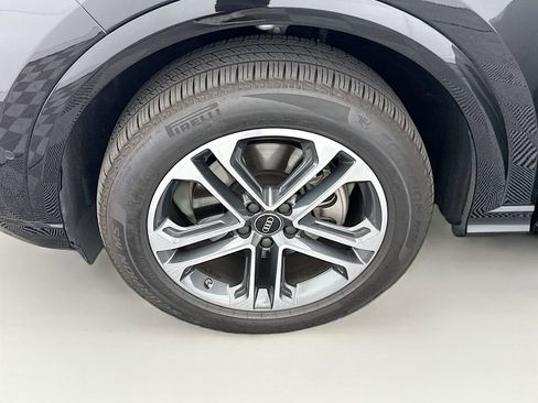 Used 2025 Audi Q5 Premium Plus w/ Premium Plus AWD/4WD image 29