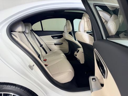 Used 2026 Mercedes-Benz C 300 Sedan image 35