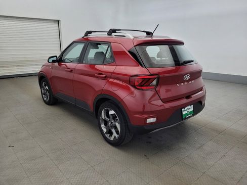 Used 2023 Hyundai Venue SEL FWD image 5