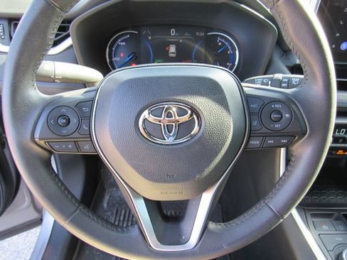 Used 2024 Toyota RAV4 SE AWD/4WD image 30