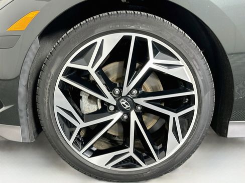 Used 2024 Hyundai Ioniq 6 SEL AWD/4WD image 11