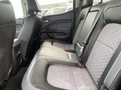 Used 2017 Chevrolet Colorado Z71 image 11