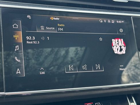 Used 2023 Audi Q7 3.0T Prestige w/ Prestige Package image 19