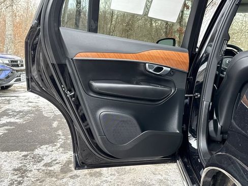 Certified 2024 Volvo XC90 B6 Plus w/ Protection Package Premier image 23