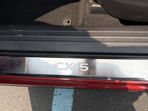 Used 2024 MAZDA CX-5 AWD 2.5 S w/ Premium Package image 17