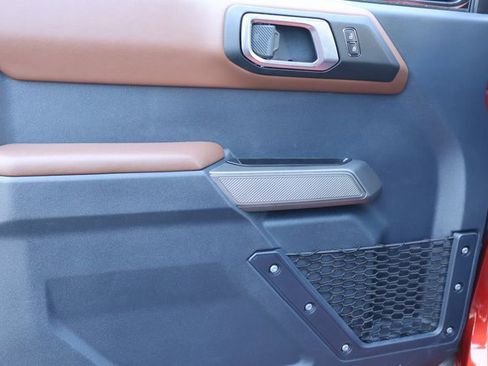 Used 2023 Ford Bronco Outer Banks image 8