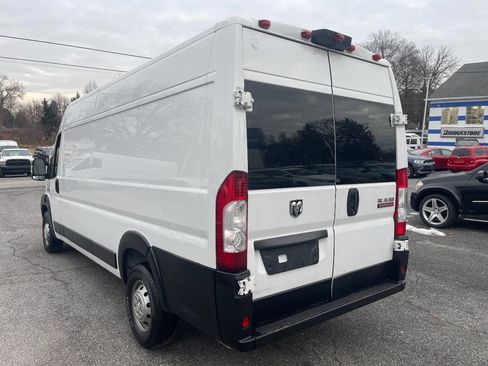 Used 2022 RAM ProMaster 3500 w/ Premium Convenience Group image 4
