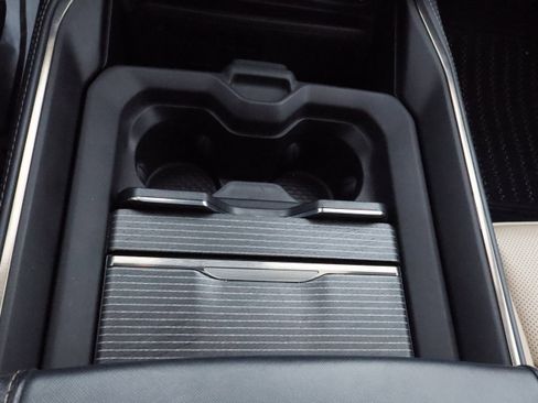 Used 2020 RAM 1500 Limited image 15