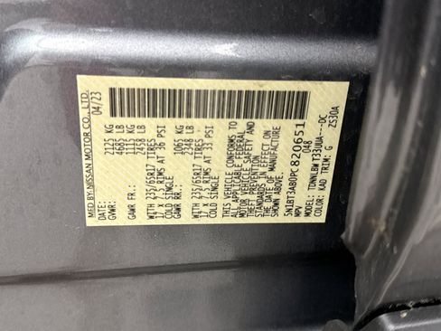 Used 2023 Nissan Rogue S AWD/4WD image 11