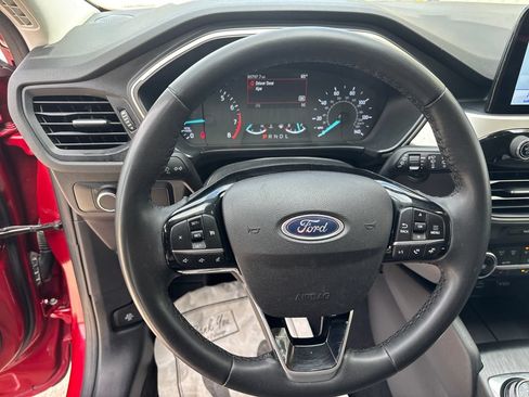 Used 2022 Ford Escape SE w/ Cold Weather Package AWD/4WD image 15