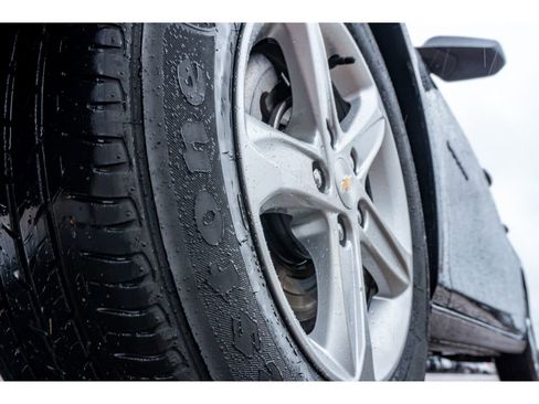 Used 2024 Chevrolet Malibu LT image 9