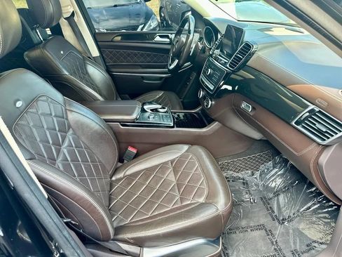 Used 2017 Mercedes-Benz GLS 550 4MATIC image 22