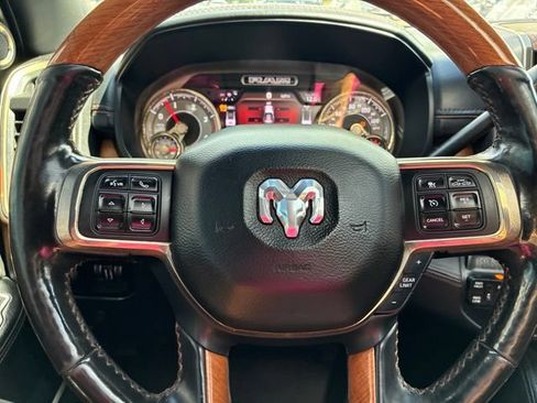 Used 2019 RAM 2500 Limited AWD/4WD image 42
