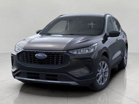 New 2026 Ford Escape Active AWD/4WD image 2