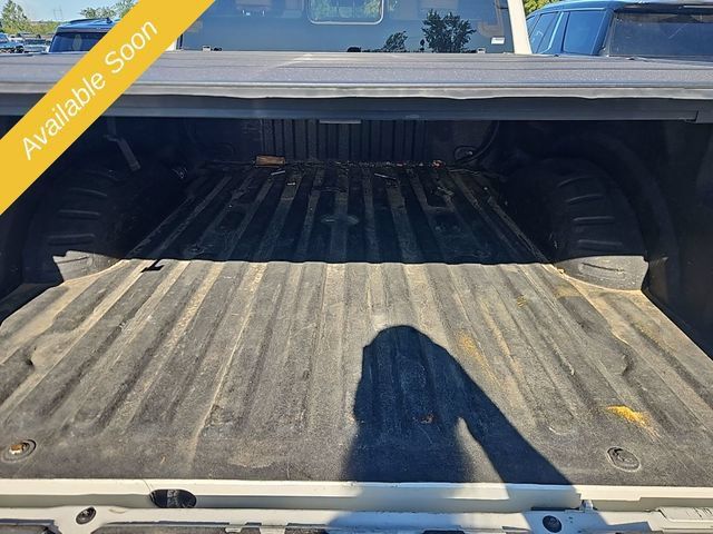 Used 2023 Ford F250 Platinum w/ Tremor Off-Road Package AWD/4WD image 4