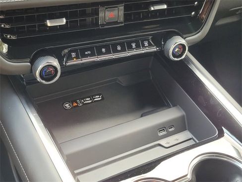 New 2026 Chevrolet Tahoe Premier w/ Sun And Tow Package image 25