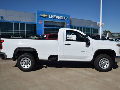 New 2026 Chevrolet Silverado 2500 W/T image 2