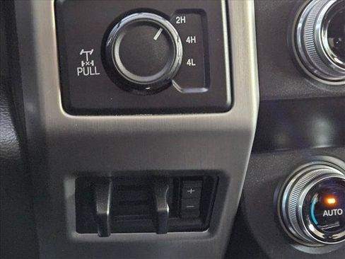 Used 2019 Ford F250 Platinum w/ Platinum Ultimate Package AWD/4WD image 23