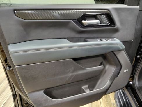 Used 2025 GMC Yukon AT4 w/ LPO, Floor Liner Package image 45