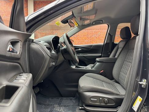 Used 2023 Chevrolet Equinox LT image 22