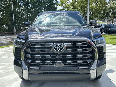 Used 2024 Toyota Tundra Platinum AWD/4WD image 3