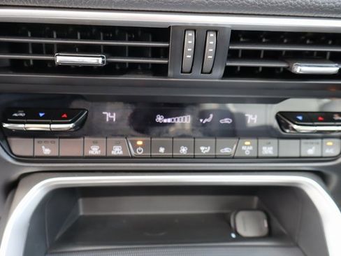 Certified 2025 MAZDA CX-90 Plug-In Hybrid w/ Preferred image 38