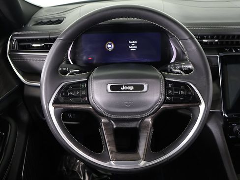 Used 2023 Jeep Grand Cherokee L Overland AWD/4WD image 47
