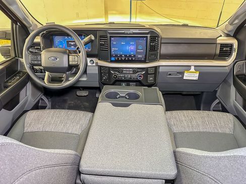 New 2026 Ford F350 XLT w/ XLT Premium Package AWD/4WD image 23