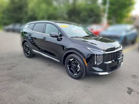Certified 2026 Kia Sportage EX FWD image 9