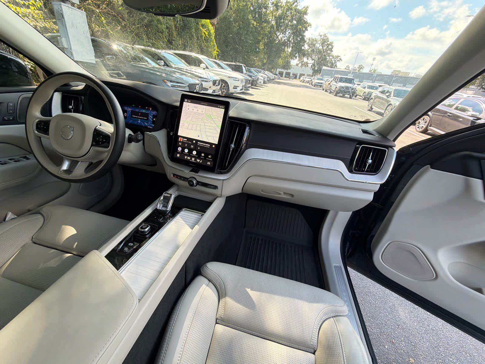 Used 2026 Volvo XC60 B5 Ultra AWD/4WD image 21