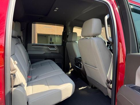 Used 2026 GMC Sierra 2500 SLT w/ SLT Premium Package image 10