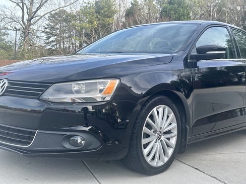 Used 2014 Volkswagen Jetta TDI image 12