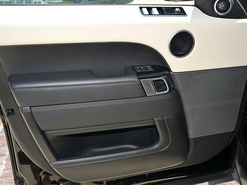 Used 2022 Land Rover Range Rover Sport HSE Silver Edition AWD/4WD image 14